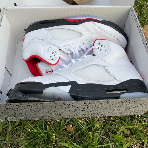 Jordan 5 fire red main image 6